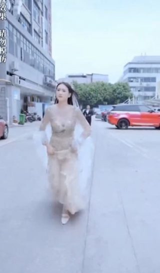 我们不能是朋友1集在线观看