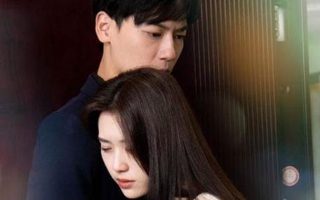 我们会聚在一起吃团圆饭英语