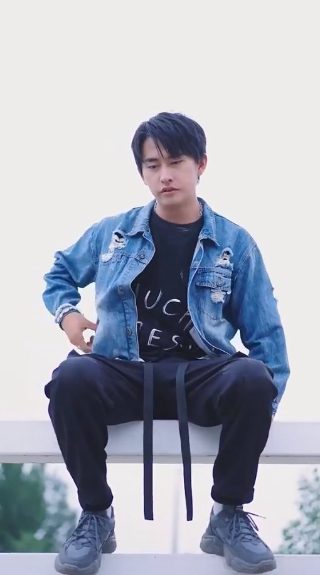 倚天屠龙记2001粤语在线
