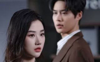 幻影英雄主题曲歌词翻译英文