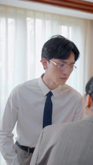 终极笔记第21集有黑瞎子