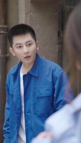 师弟们都是高手那我只能开挂了短剧在线观看